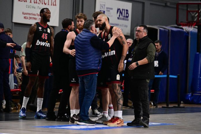 Φουρνιέ τιμωρία στο ντέρμπι